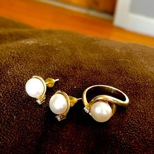 Pearl Ring and Earrings Set